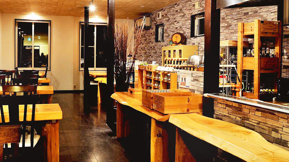 Yumenoki: A Lodge with Teppanyaki & Wine