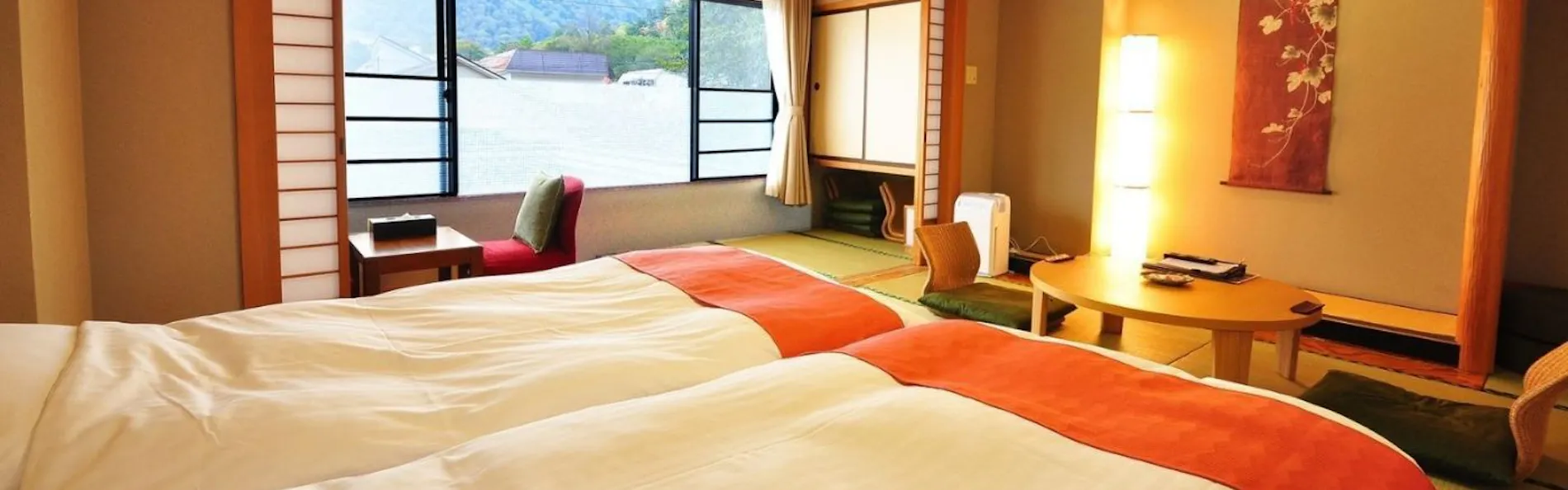 湯元 板屋