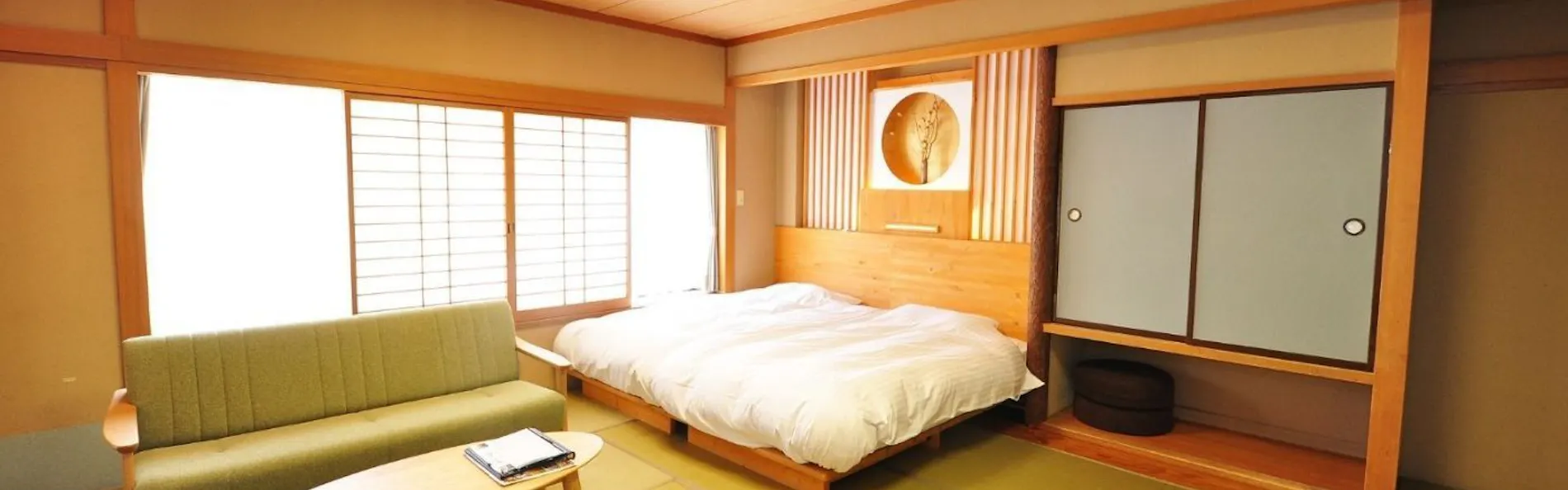 湯元 板屋