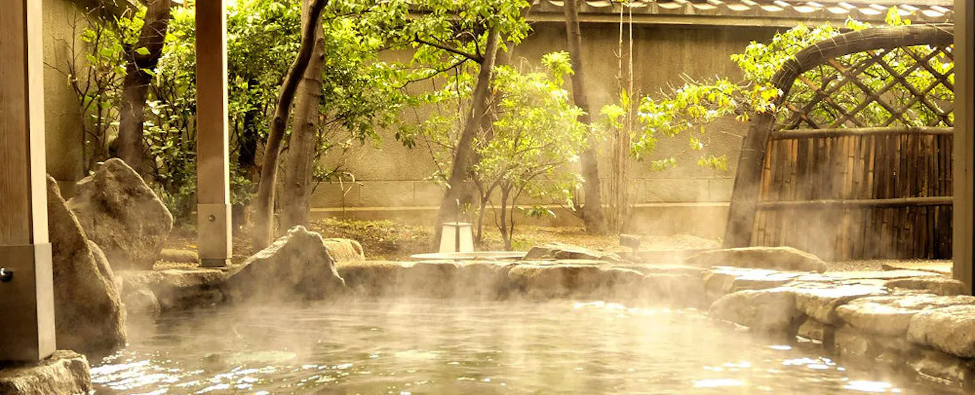 น้ำพุร้อน・อ่างอาบน้ำ