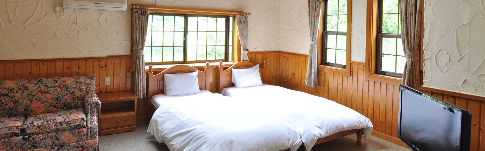 南阿蘇ルナ天文台・オーベルジュ「森のアトリエ」