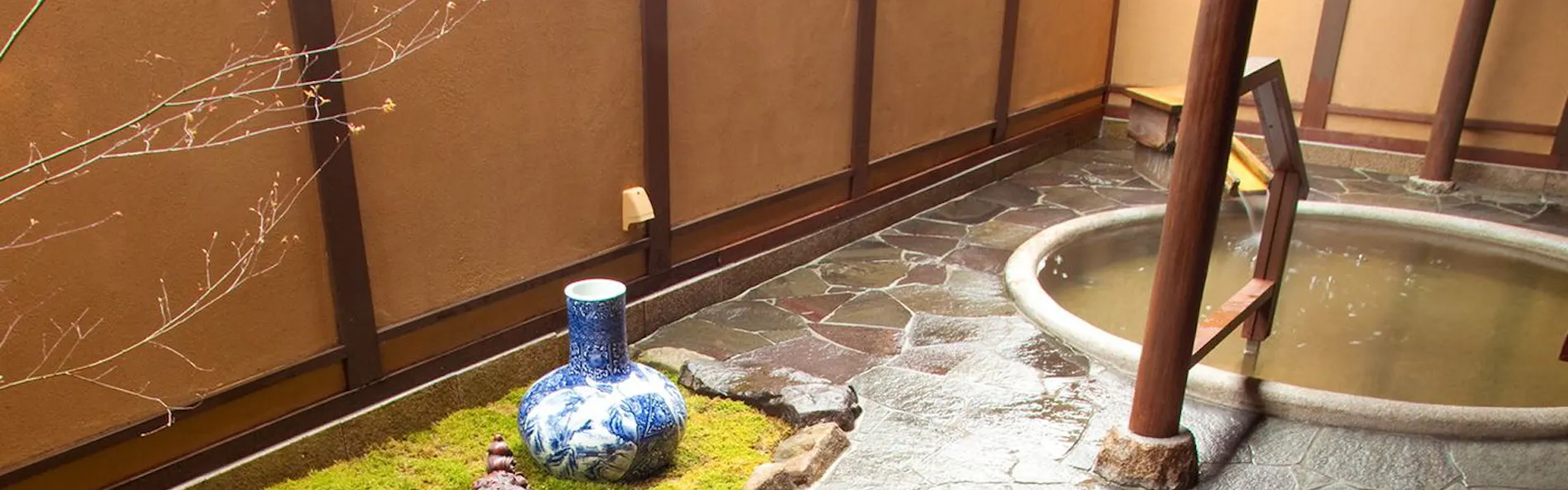 暖灯館きくのや