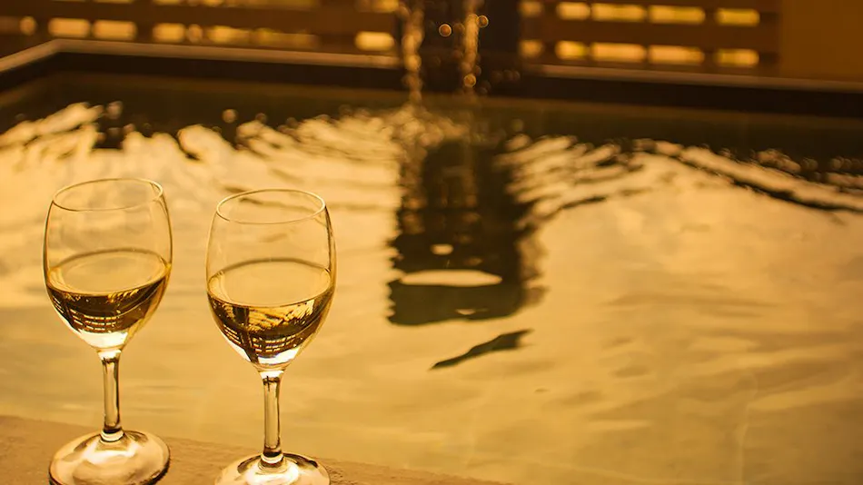 Resort Hotel Mihagi: A Healing Inn by the Sea