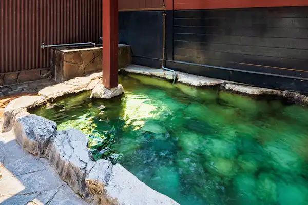 น้ำพุร้อน