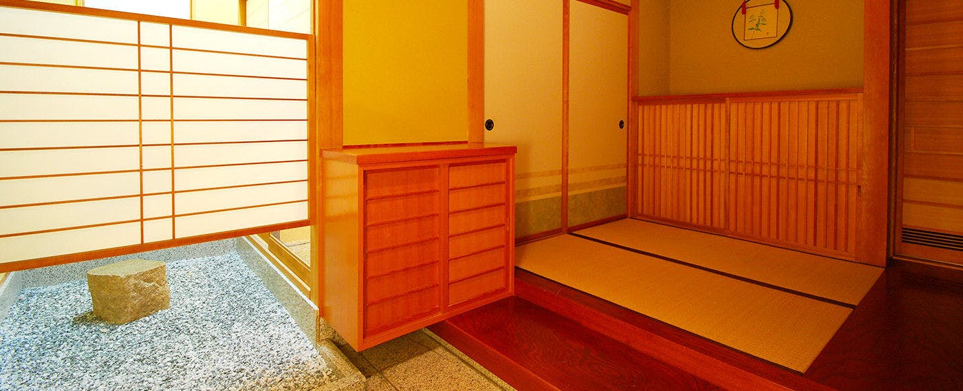 村上館湯伝