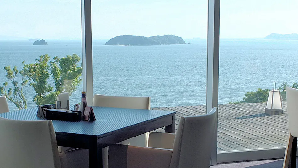 Hotel Meisanso: Inn of the Sea, Sky, and Wind