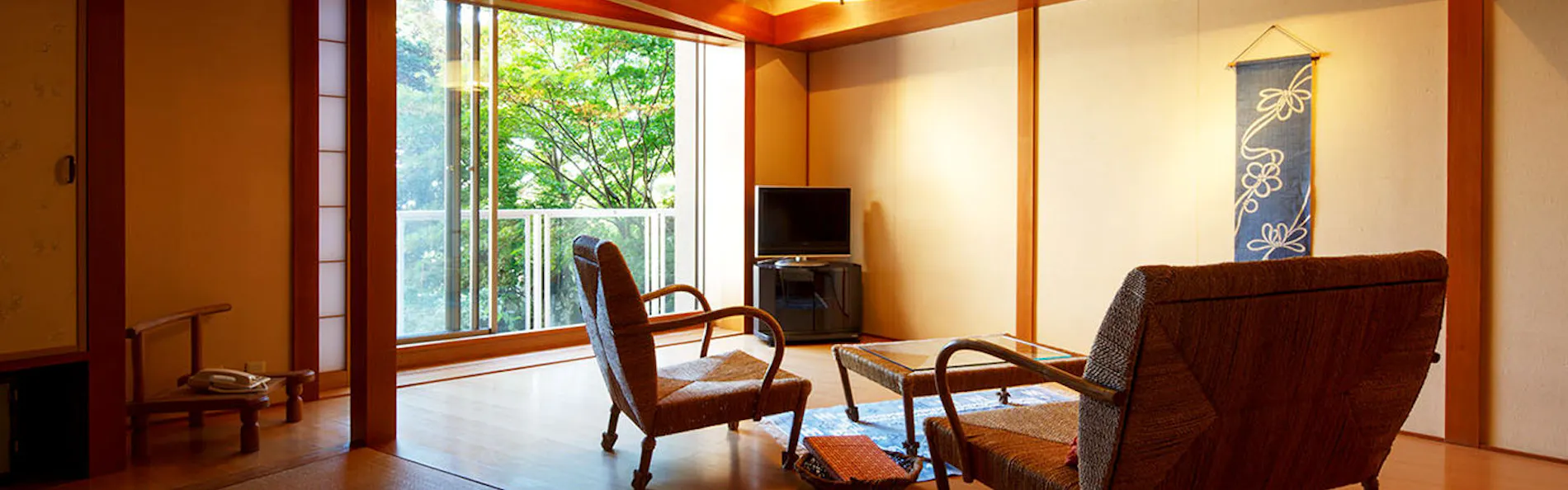 新潟 岩室温泉 自家源泉の宿 富士屋