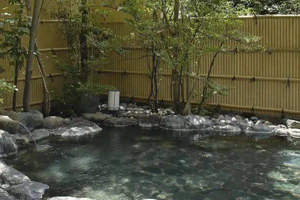 น้ำพุร้อน