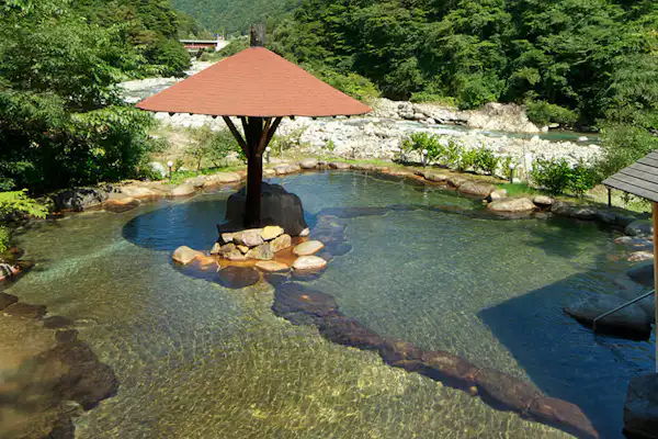 น้ำพุร้อน