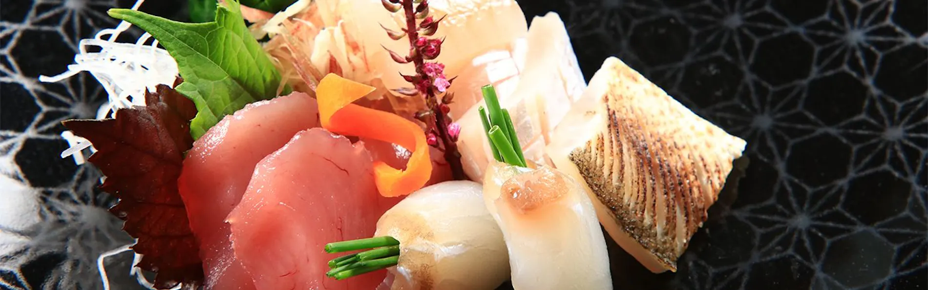 Auberge Suehiro <食の芸術と海の絶景が出逢う宿>