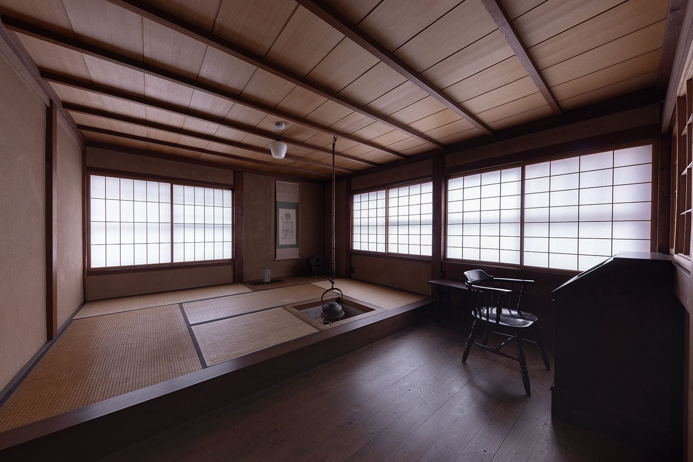 泊まれる民藝館