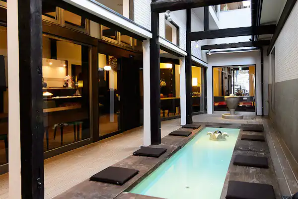 คาเฟ่แช่เท้าแบบออนเซ็น