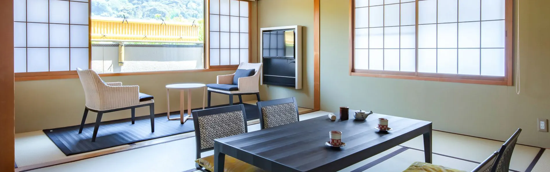 京都祇園 料理旅館 花楽