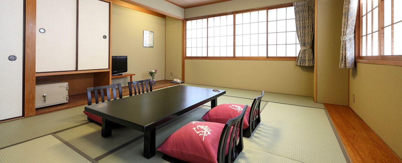 Kyoto Gion Ryokan Karaku