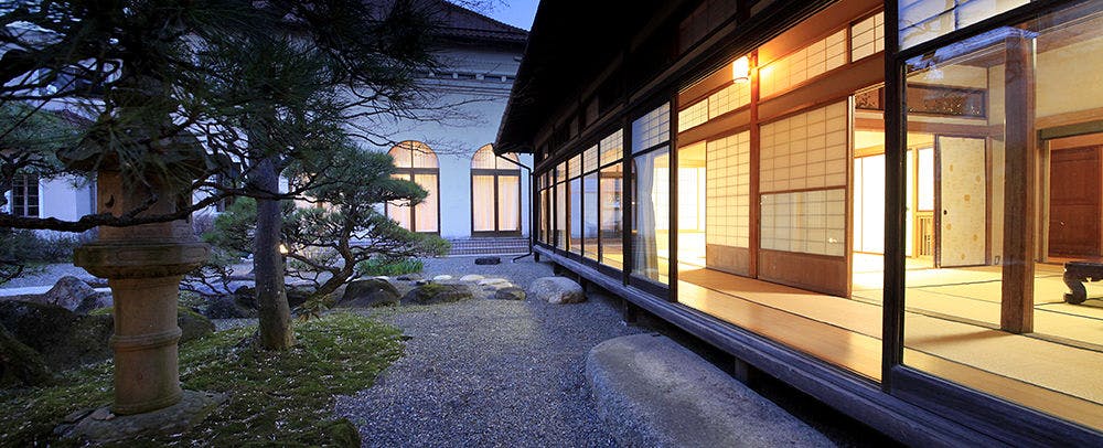 諏訪湖畔に佇む歴史ある宿 かたくら諏訪湖ホテル の宿泊プラン 宿泊予約は 一休 Com キラリト