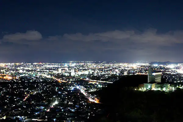 Pemandangan malam hari