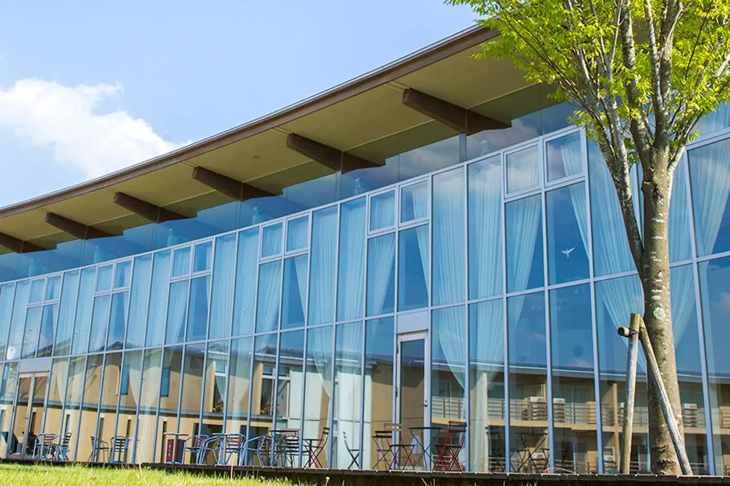 Bahagian luar bangunan