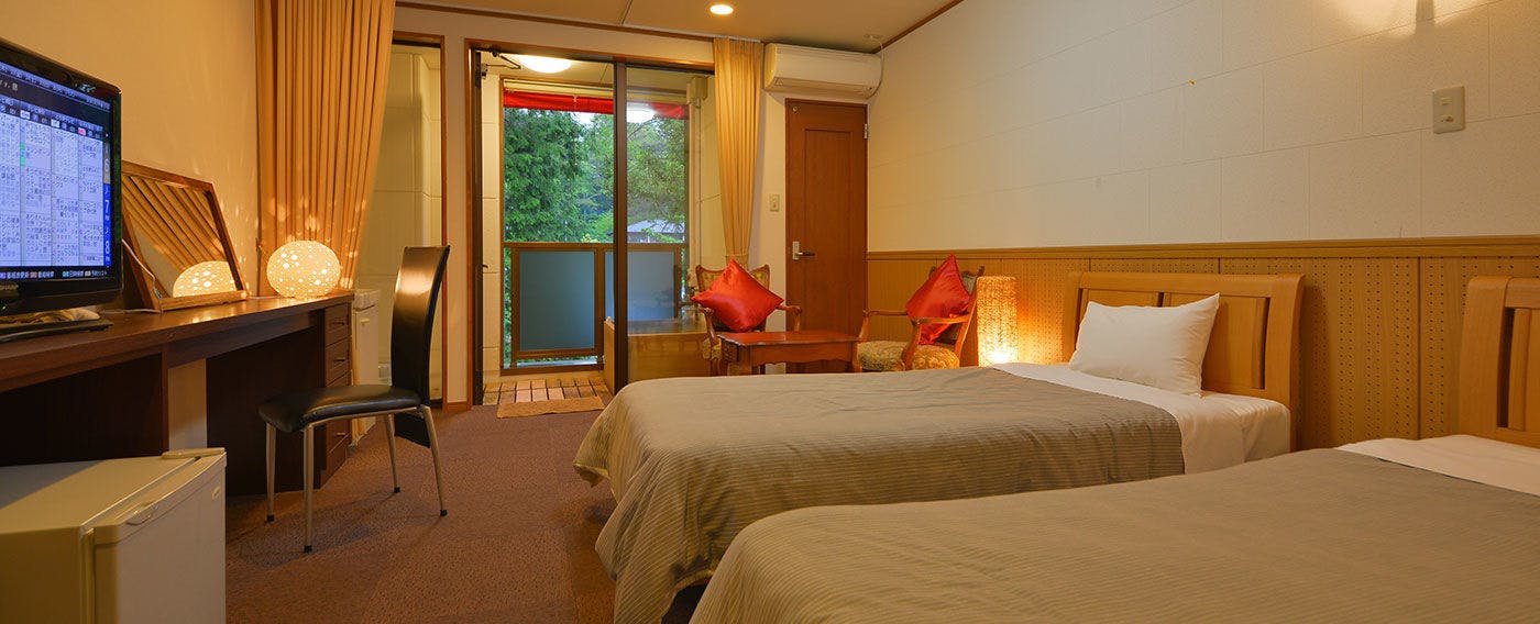 Hotel Casual Euro with Private Hot Spring in Nikko