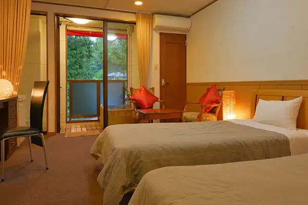 ห้องพักแบบเตียงคู่สไตล์ตะวันตก