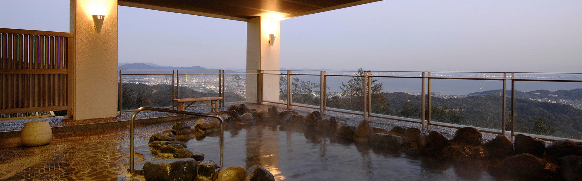 三河湾ヒルズ・ホテル（旧グリーンホテル三ヶ根）