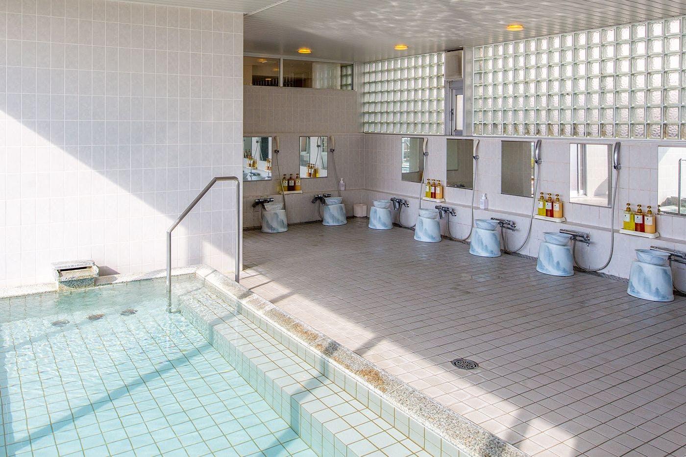 ห้องอาบน้ำสาธารณะ