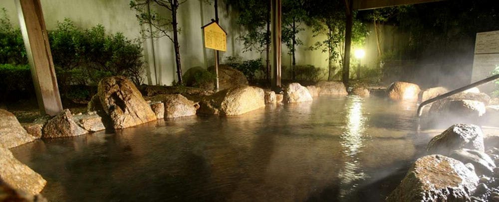 é²å¤©æ¸©æ³ å²©é¢¨å