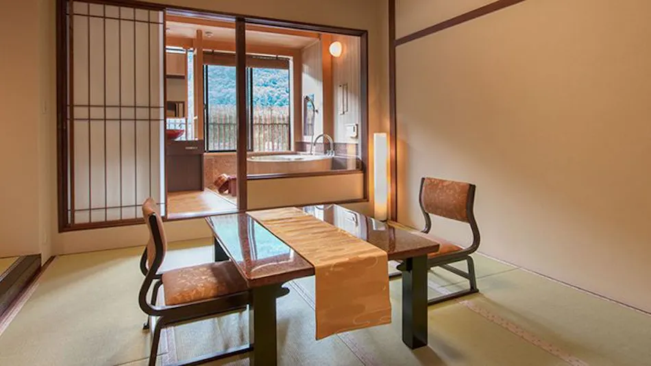 Yamamizuki URARA Tsutaya