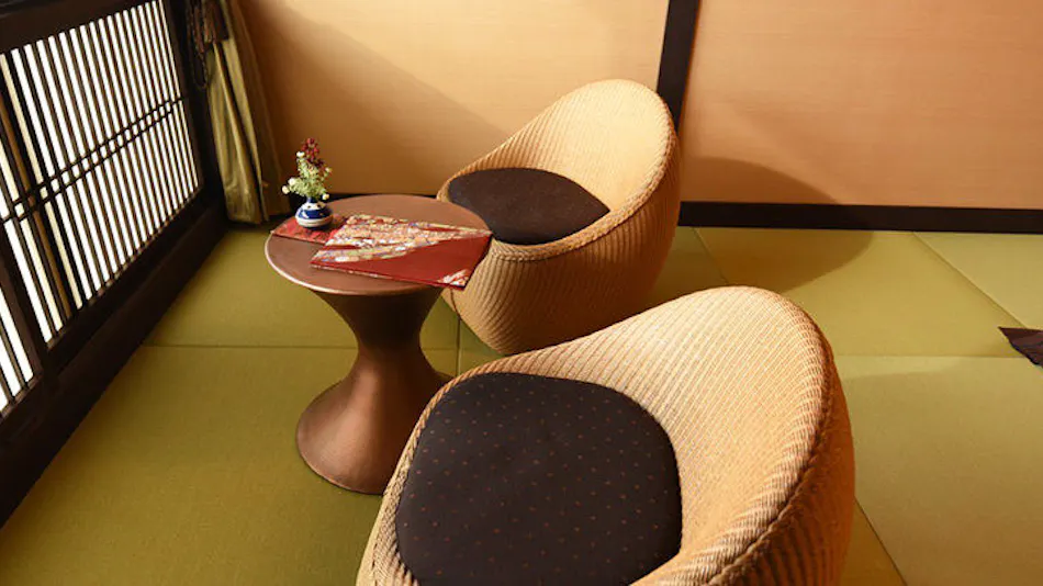 Kihiro: A Retreat for Two in the Skies of Hubei