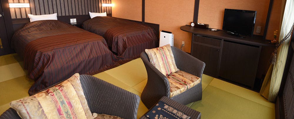 Kihiro: A Retreat for Two in the Skies of Hubei