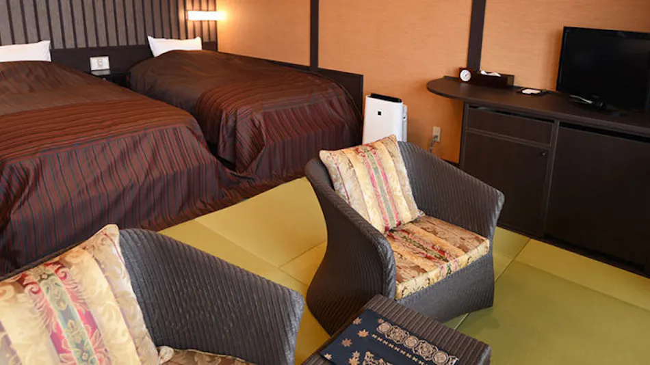 Kihiro: A Retreat for Two in the Skies of Hubei