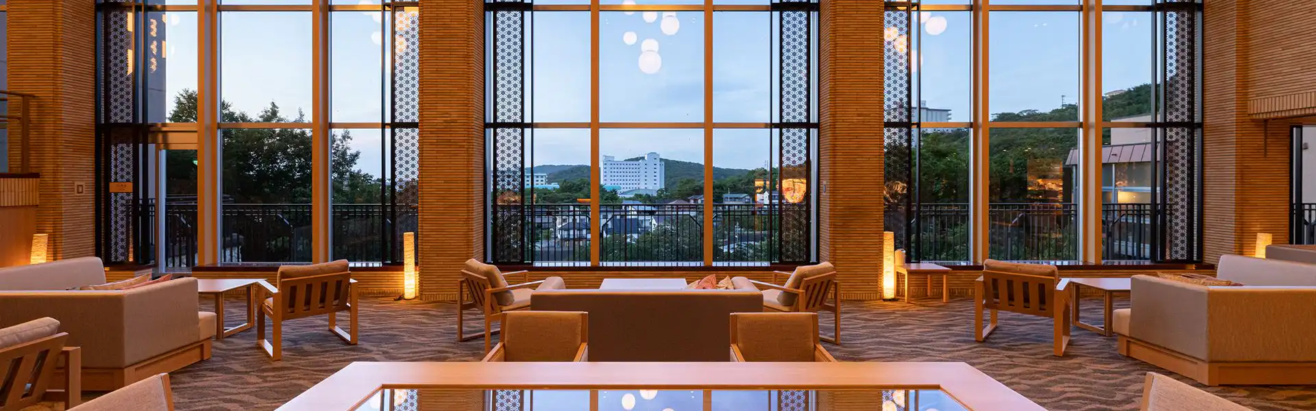 ロビーラウンジ