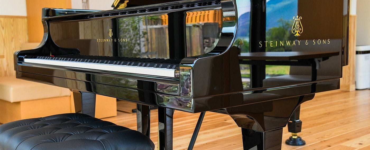 ピアノの生演奏