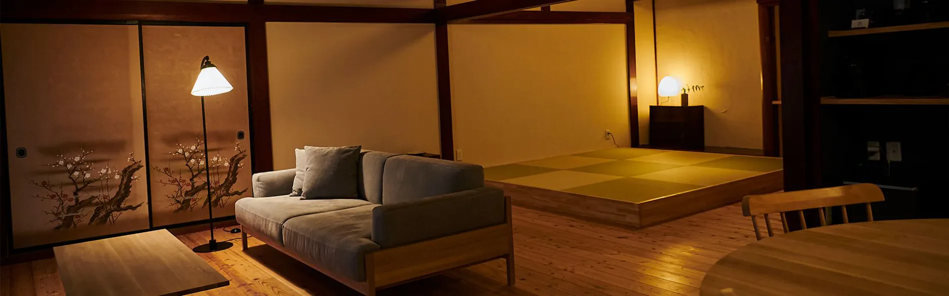 新屋敷-wine & stay shinyashiki-