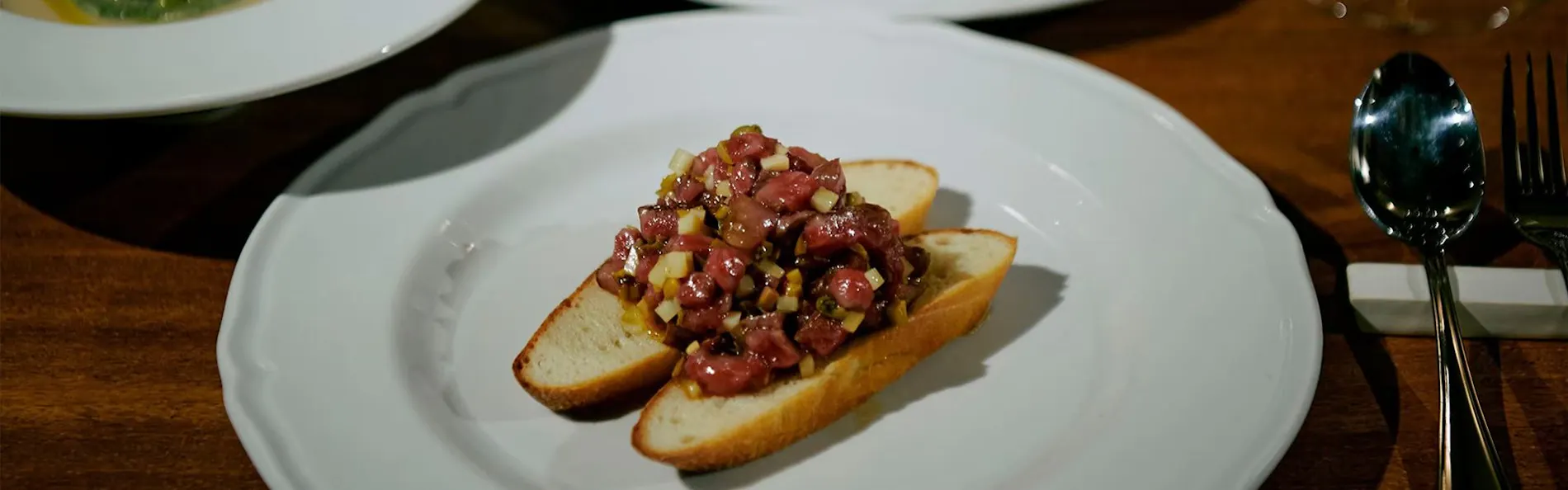 新屋敷-wine & stay shinyashiki-