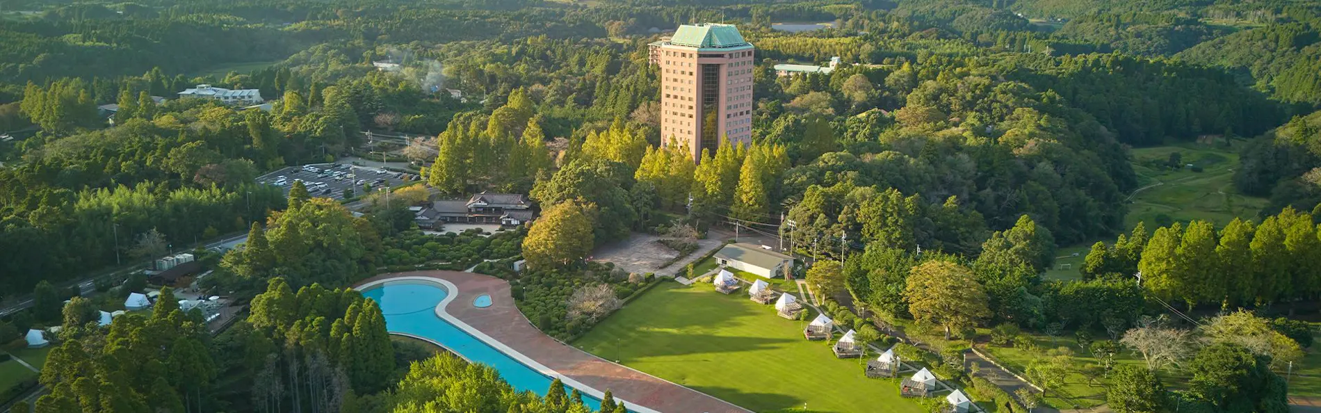 ホテルトリニティ書斎