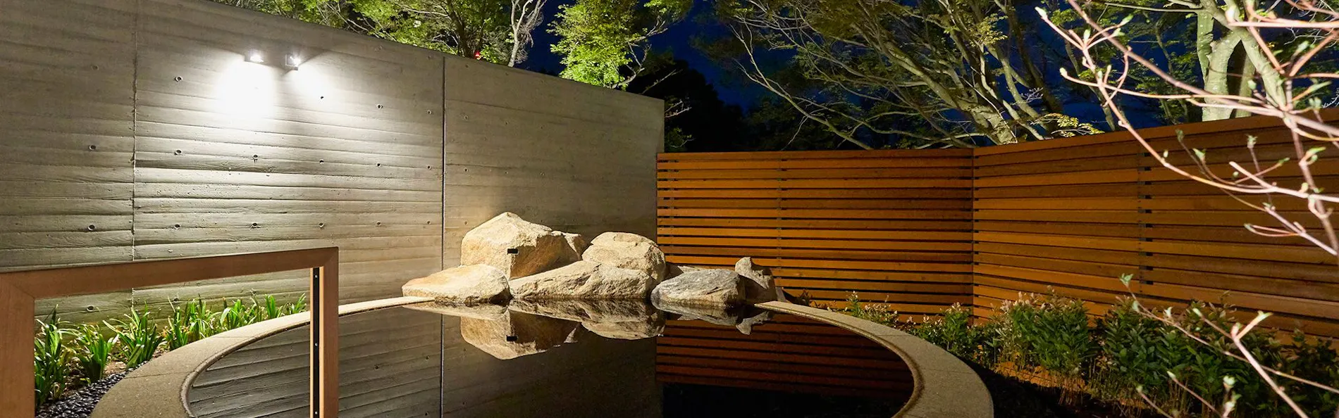 ホテルトリニティ書斎