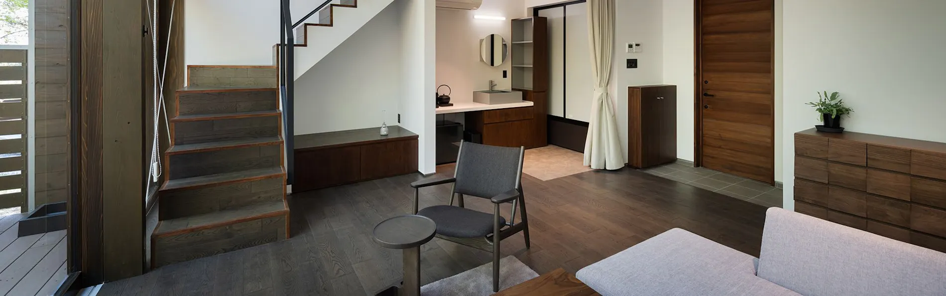 IZUMI PEAK BASE(泉ピークベース)