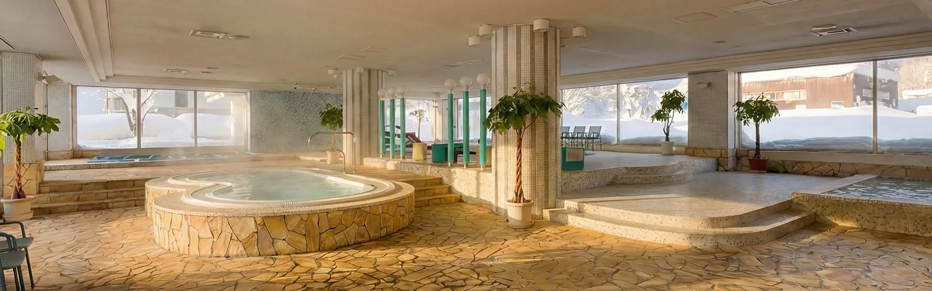 THE ALPS HOTEL HAKUBA
