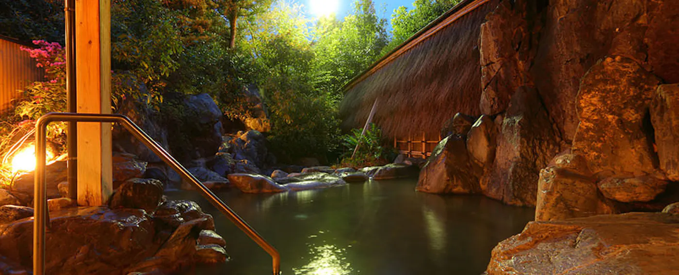 น้ำแร่เพื่อผิวสวย