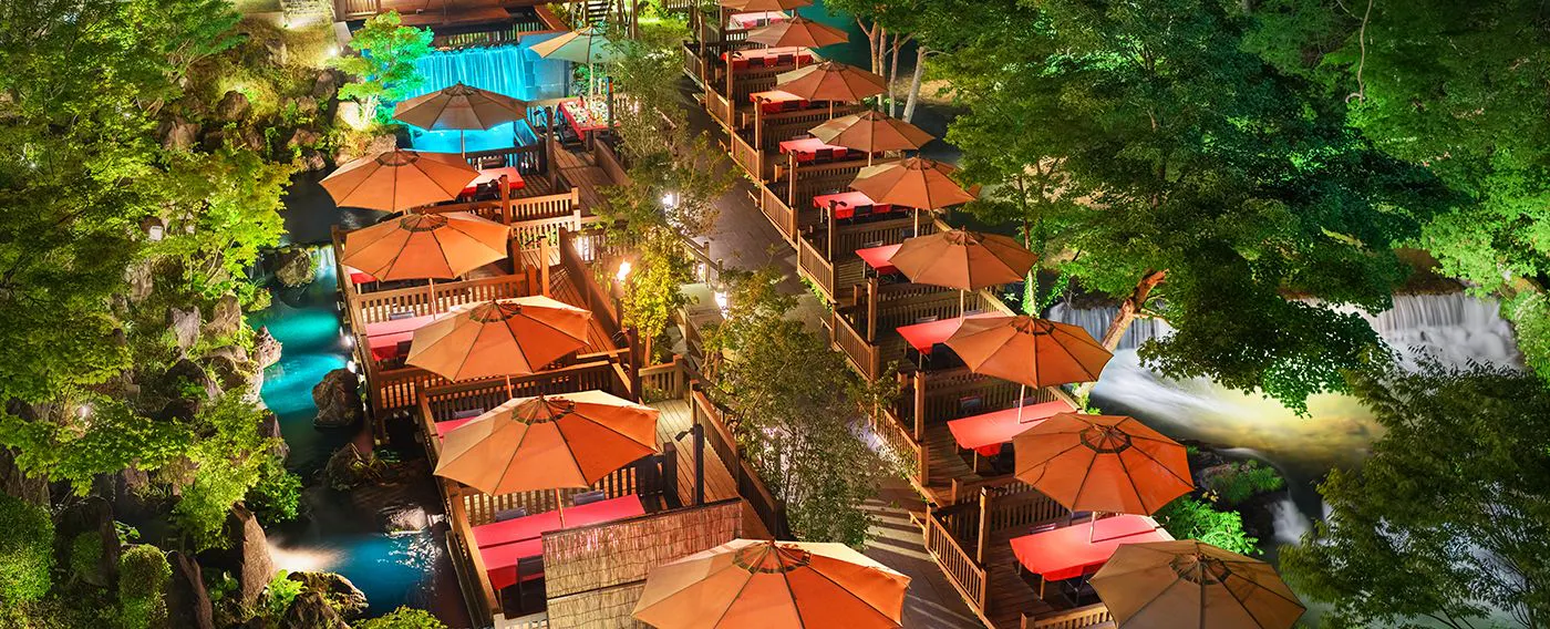 ร้านอาหารริมแม่น้ำ Kawadoko