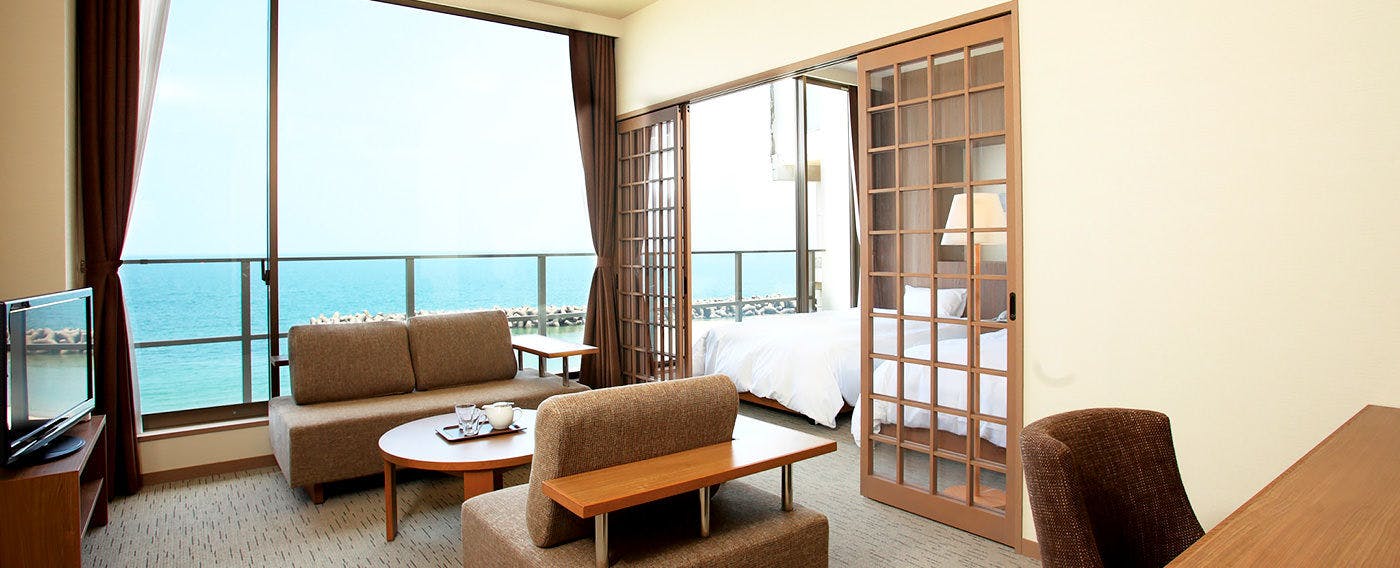 Bayside Square Kaike Hotel