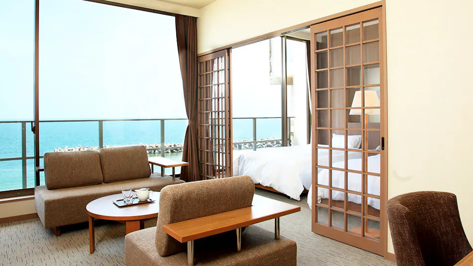 Bayside Square Kaike Hotel