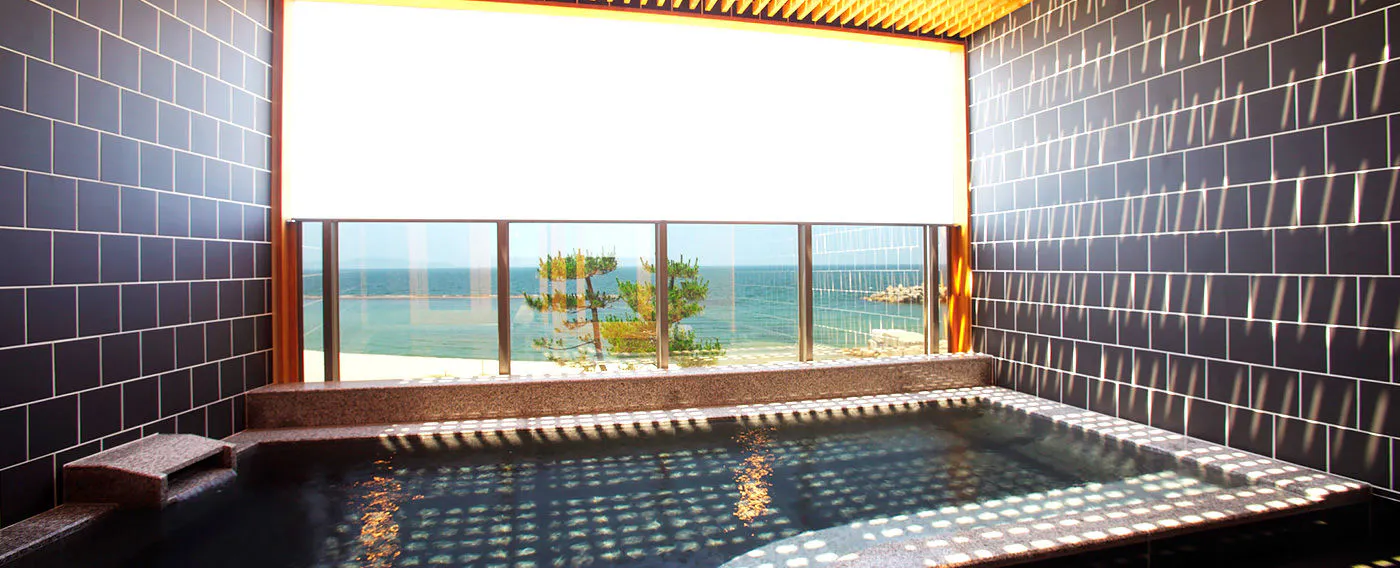 น้ำพุร้อนและอ่างอาบน้ำ