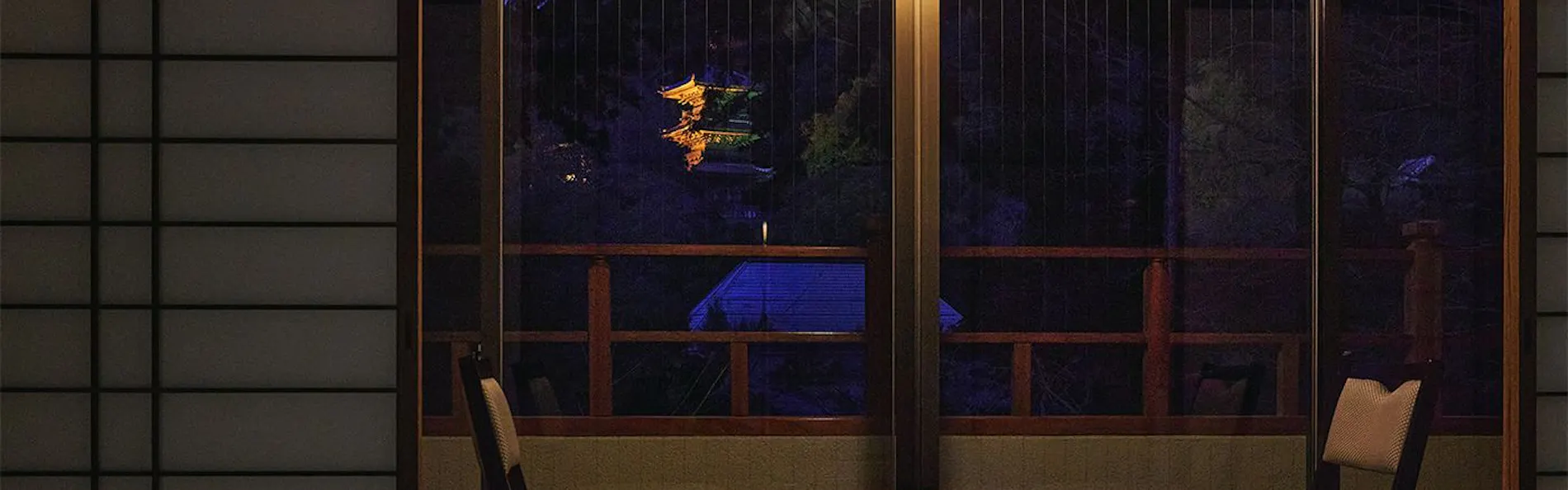 境内の宿 紅葉館