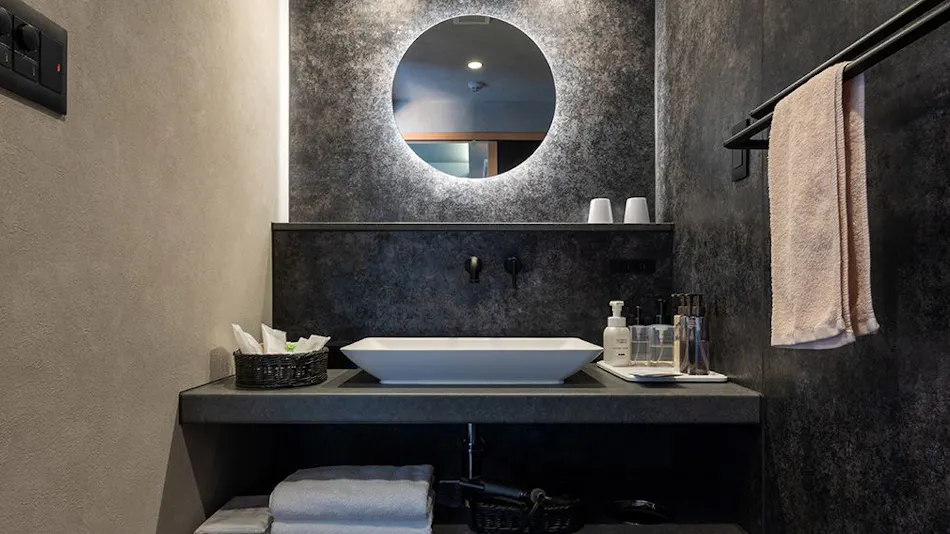 Toba Orchid, Near Ise Grand Shrine