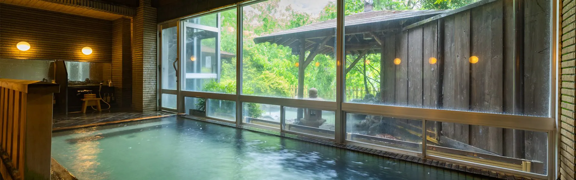 吟松亭あわしま