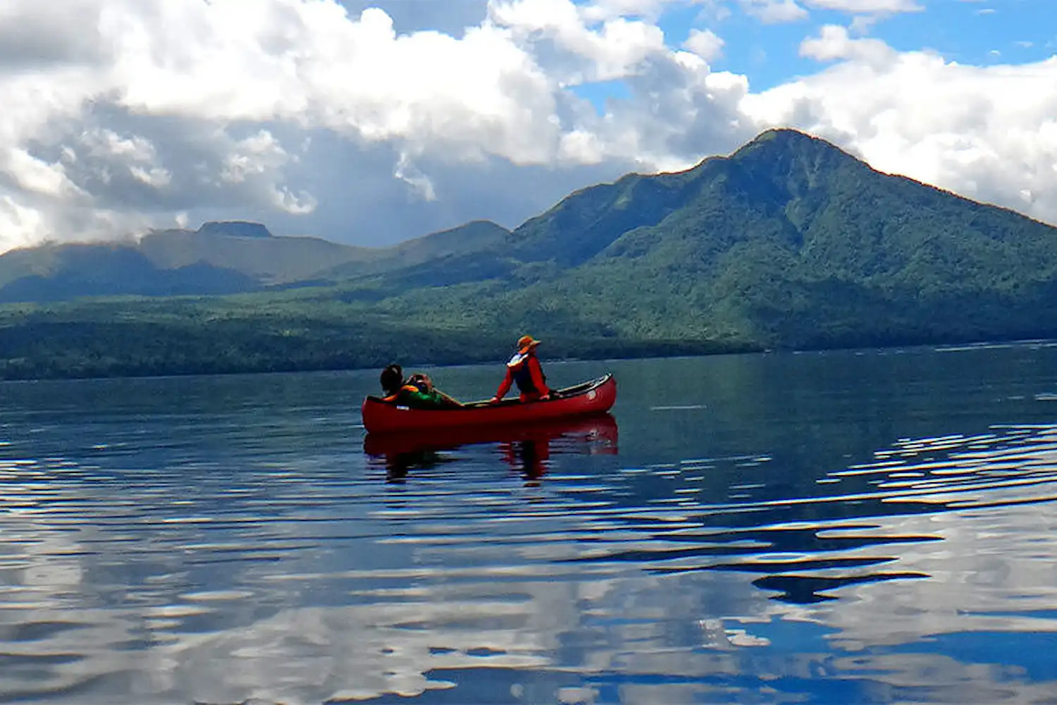 ทะเลสาบชิโคสึ