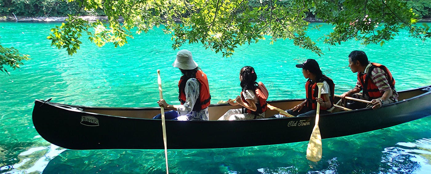 支笏湖の素晴らしさを味わうカヌー体験