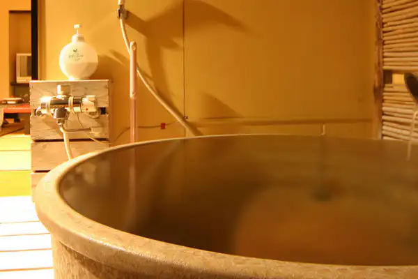 ห้องอาบน้ำกลางแจ้งส่วนตัว