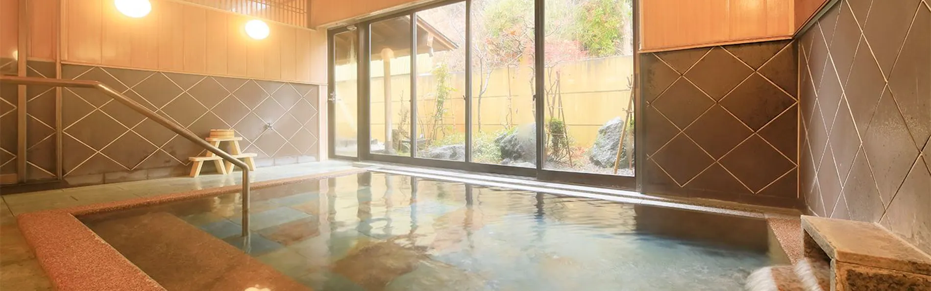 彩花亭時代屋